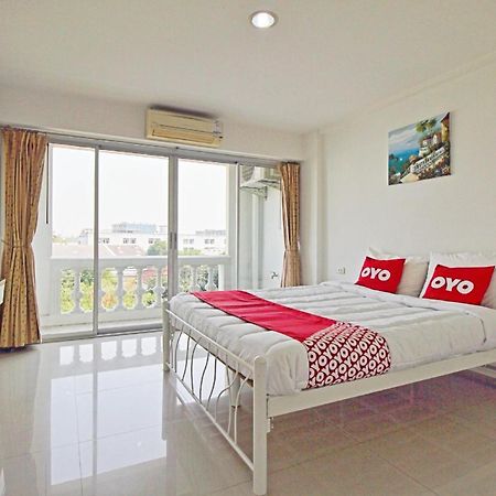Super Oyo 498 Ladawan Villa Bangkok Exterior photo