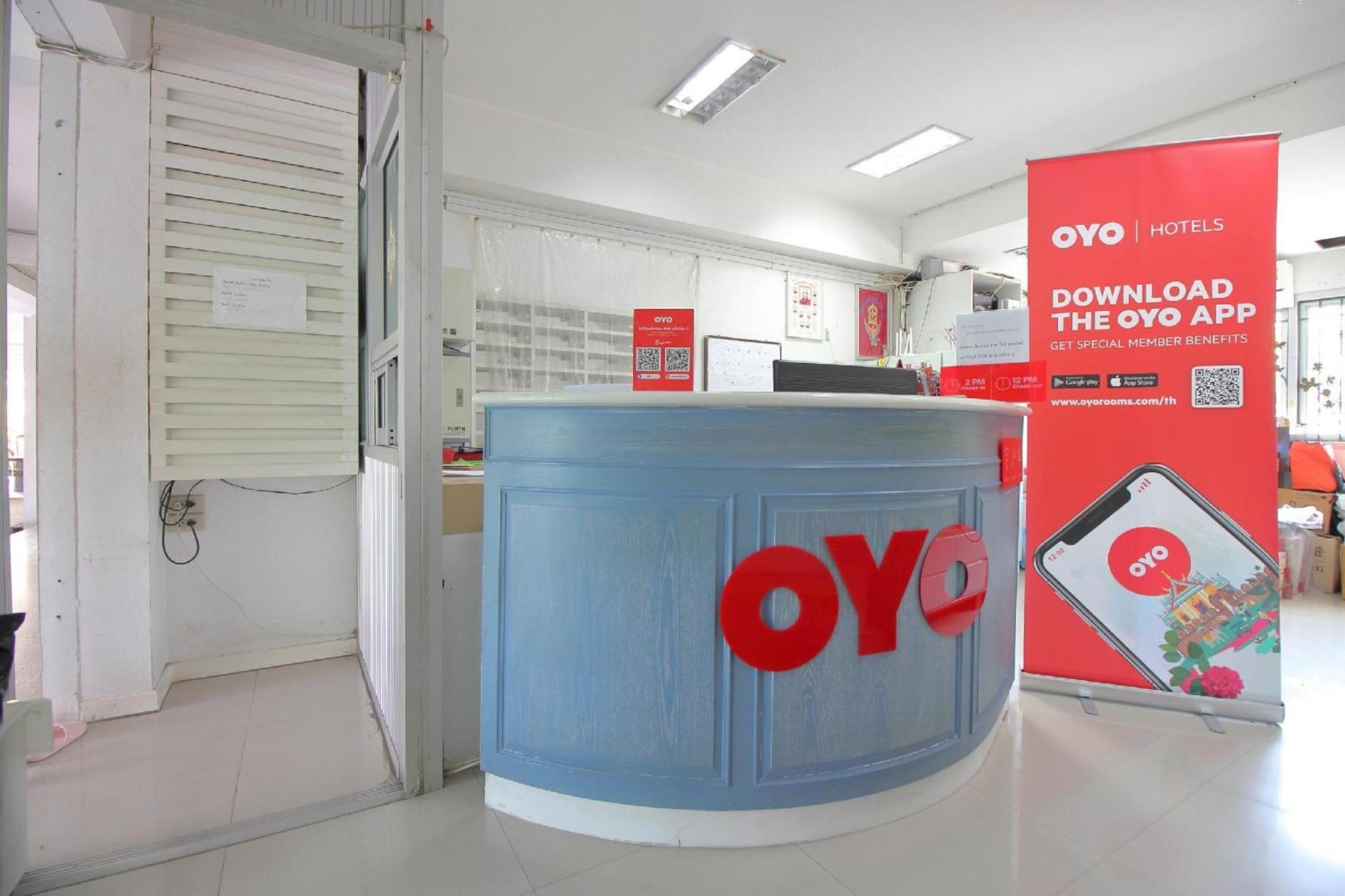 Super Oyo 498 Ladawan Villa Bangkok Exterior photo